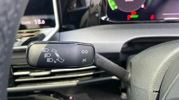 Used Volkswagen Golf 2025 for sale - 76172315: Photo 33