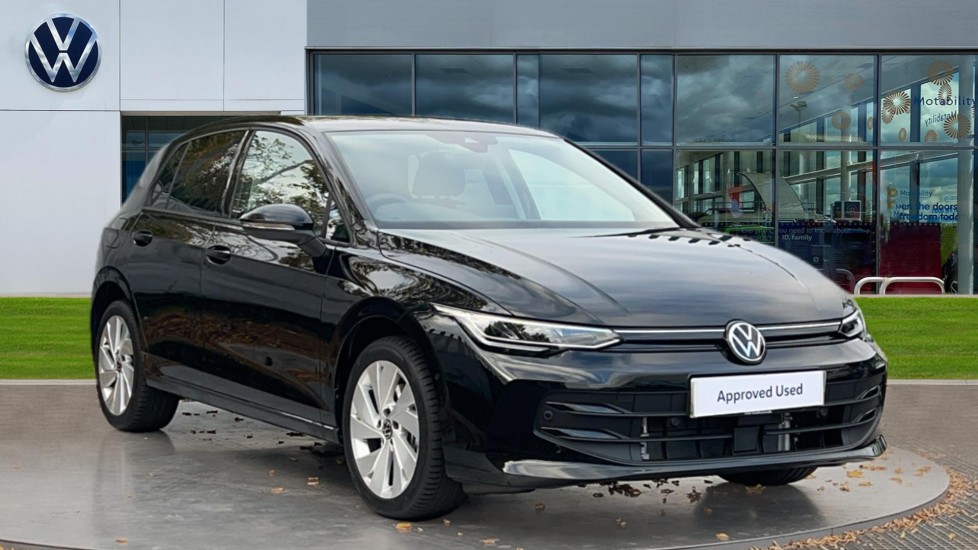 Used Volkswagen Golf 2025 for sale - 76328056: Photo 1