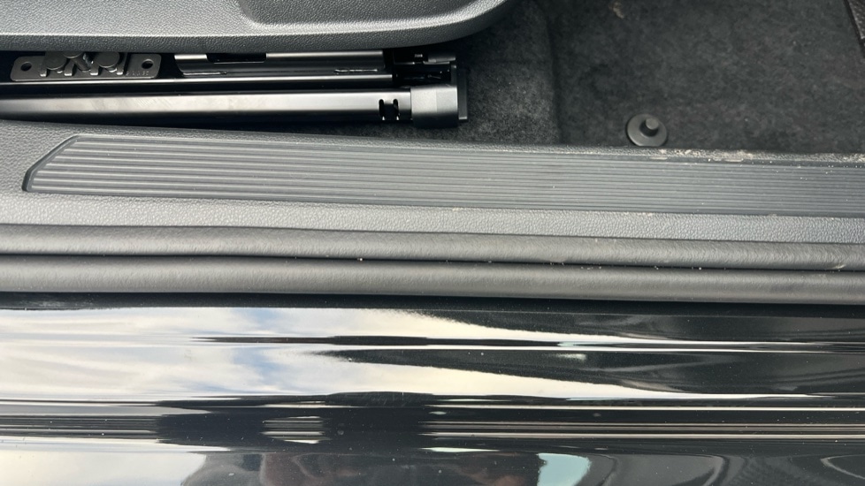 Used Volkswagen Golf 2025 for sale - 76328056: Photo 40