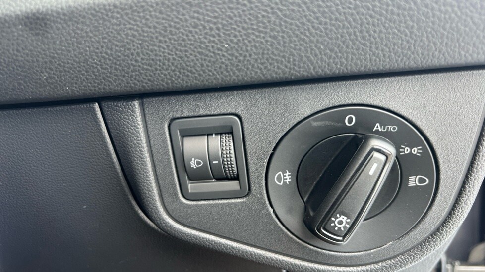 Used Volkswagen Polo 2025 for sale - 76034050: Photo 41