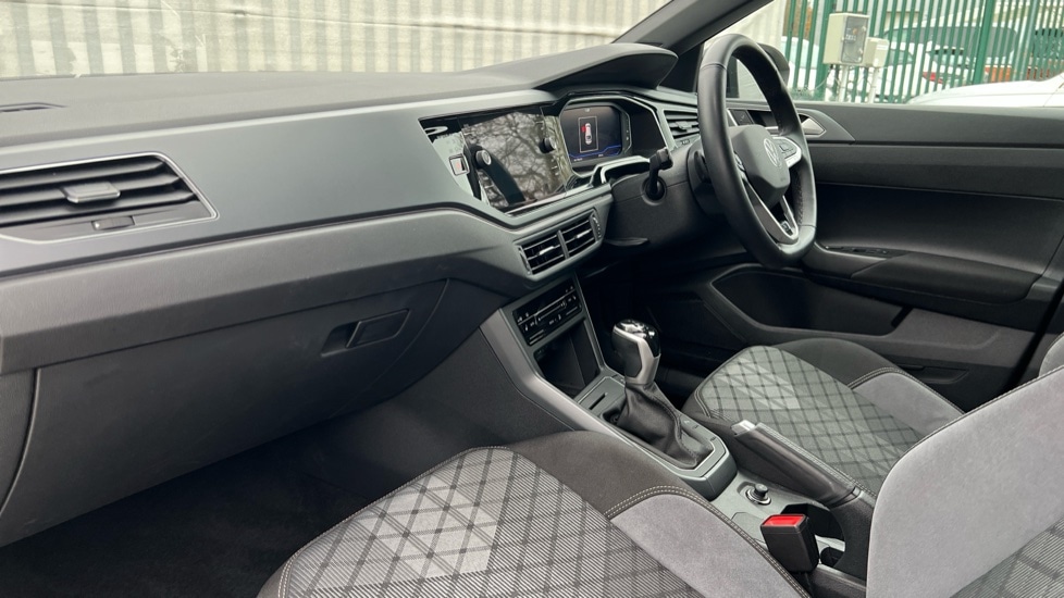 Used Volkswagen Taigo 2025 for sale - 76870400: Photo 2