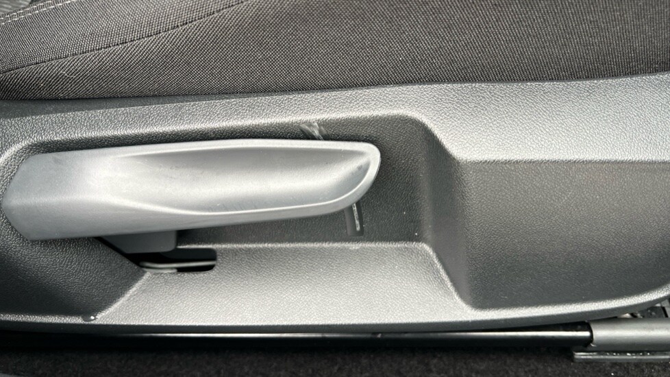 Used Volkswagen Taigo 2025 for sale - 76870400: Photo 39