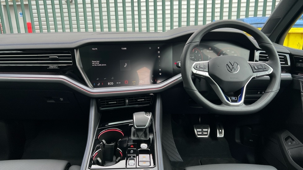 Used Volkswagen Touareg 2025 for sale - 76501467: Photo 11