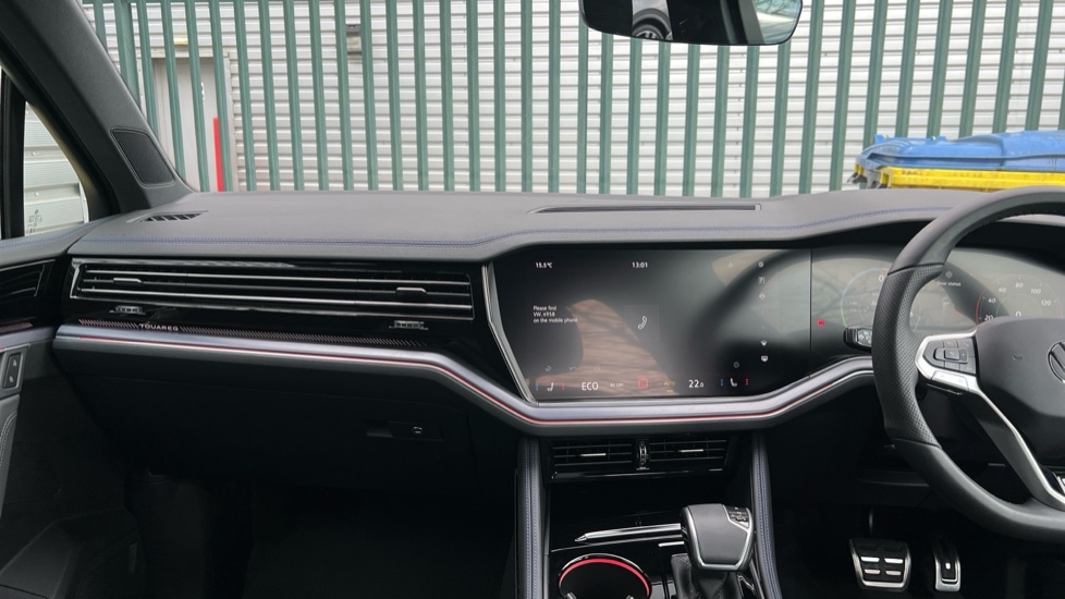 Used Volkswagen Touareg 2025 for sale - 76501467: Photo 12