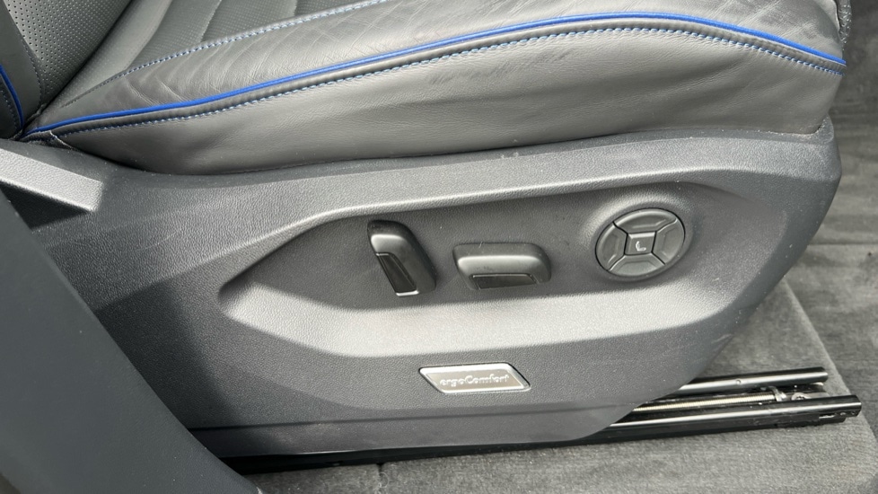 Used Volkswagen Touareg 2025 for sale - 76501467: Photo 39