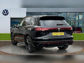 Used Volkswagen Touareg 2025 for sale - 76501467: Photo