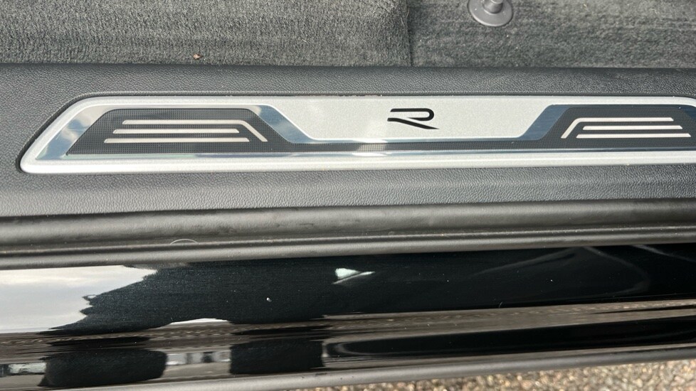 Used Volkswagen Touareg 2025 for sale - 76501467: Photo 40