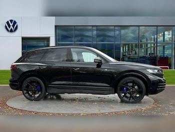 Used Volkswagen Touareg 2025 for sale - 76501467: Photo