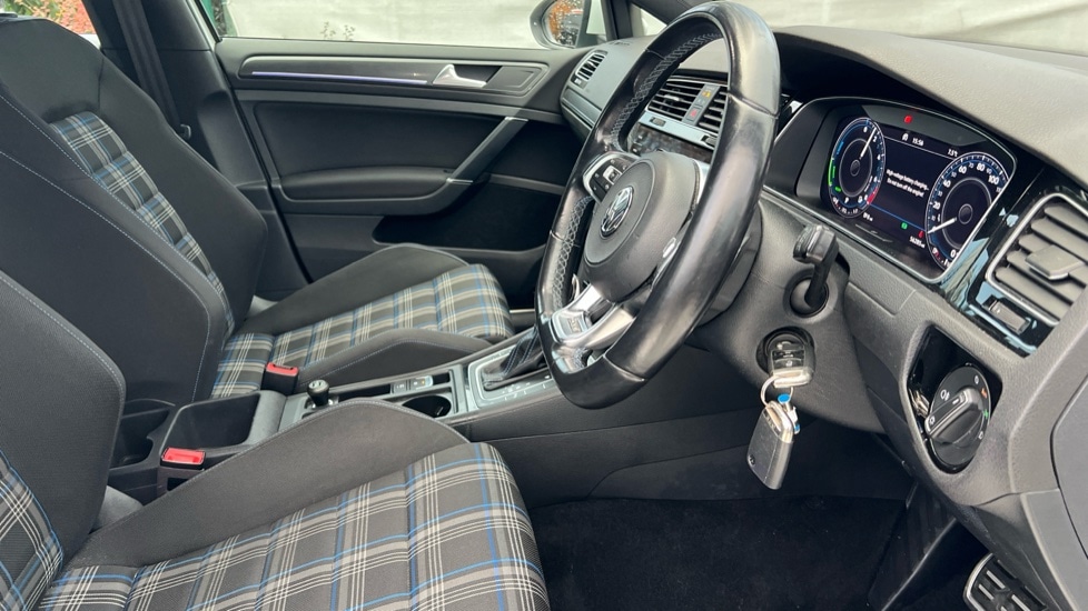 Used Volkswagen Golf 2020 for sale - 76869070: Photo 26