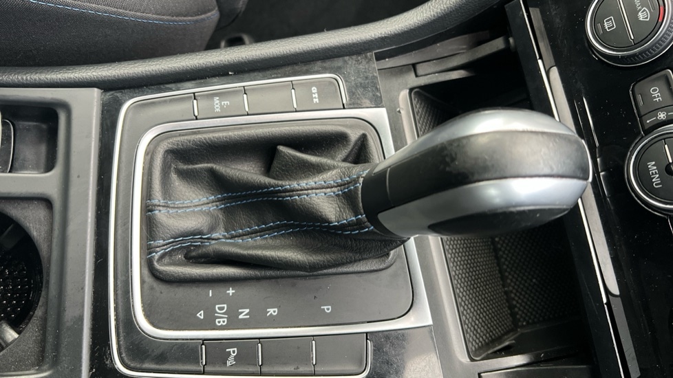 Used Volkswagen Golf 2020 for sale - 76869070: Photo 35