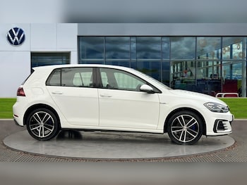 Used Volkswagen Golf 2020 for sale - 76869070: Photo