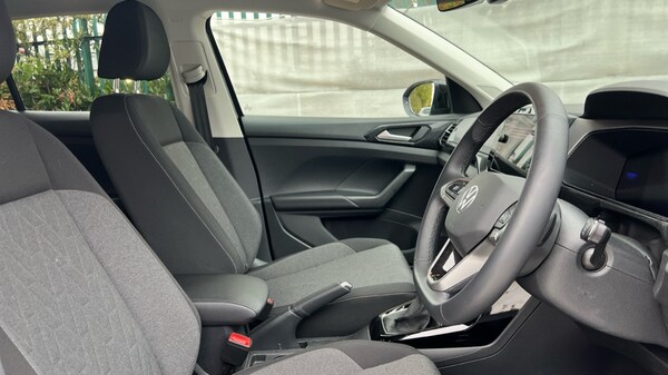 Used Volkswagen T-Cross 2025 for sale - 76328001: Photo 28