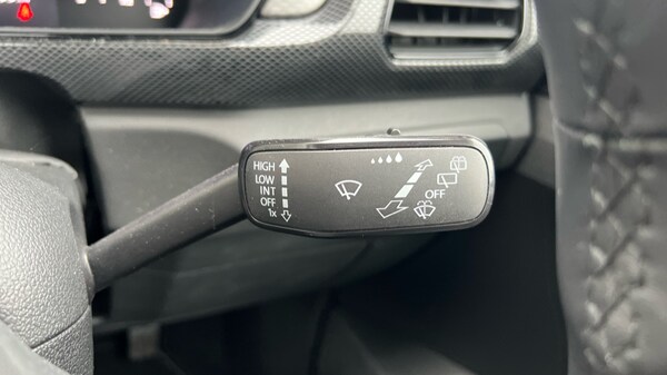 Used Volkswagen T-Cross 2025 for sale - 76328001: Photo 32