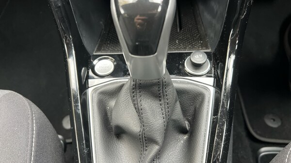 Used Volkswagen T-Cross 2025 for sale - 76328001: Photo 36