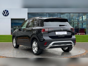 Used Volkswagen T-Cross 2025 for sale - 76328001: Photo 3