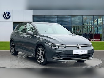 Volkswagen - Golf