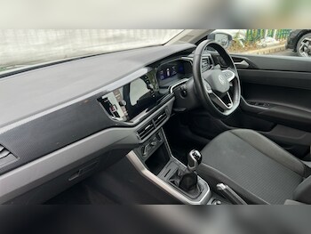 Used Volkswagen Polo 2023 for sale - 76168729: Photo 2