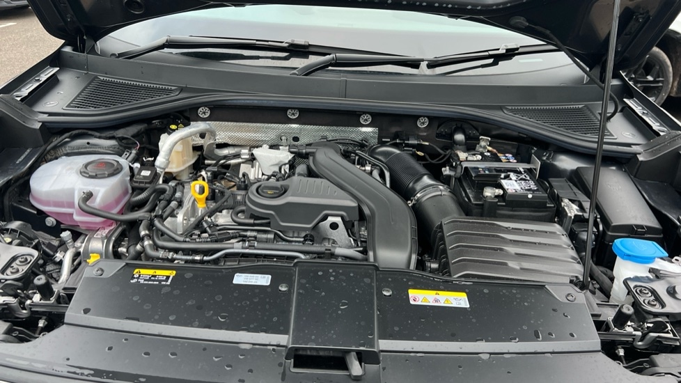 Used Volkswagen T-Roc 2025 for sale - 76869593: Photo 16