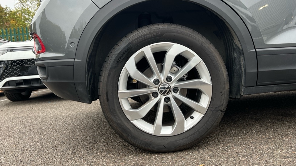 Used Volkswagen T-Roc 2025 for sale - 76869593: Photo 18