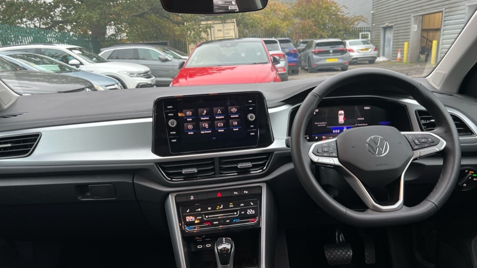 Used Volkswagen T-Roc 2025 for sale - 76869593: Photo 27