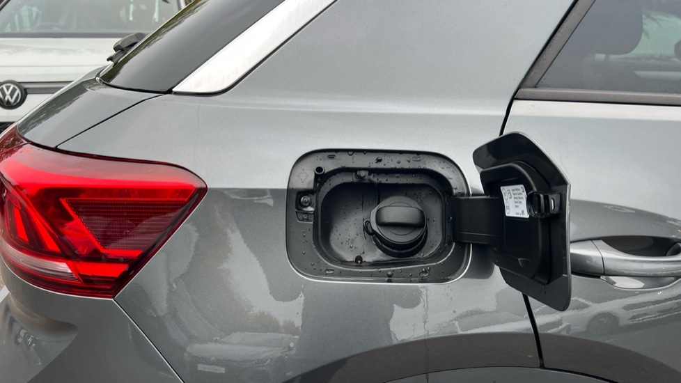 Used Volkswagen T-Roc 2025 for sale - 76869593: Photo 29