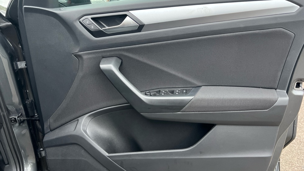 Used Volkswagen T-Roc 2025 for sale - 76869593: Photo 37