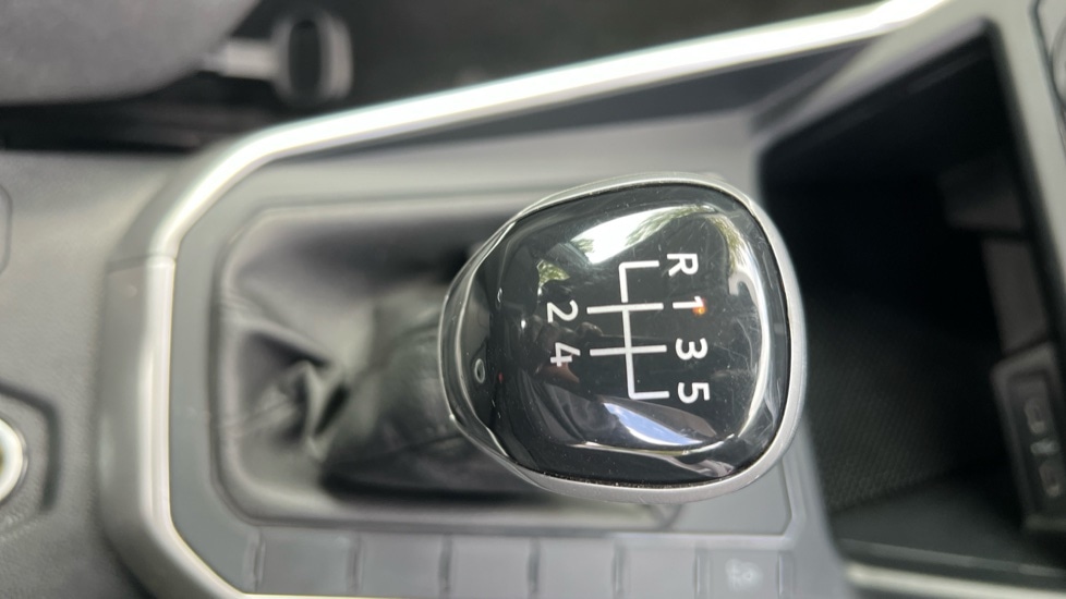 Used Volkswagen Polo 2023 for sale - 76869079: Photo 35