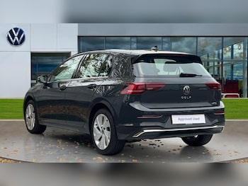 Used Volkswagen Golf 2025 for sale - 76523555: Photo