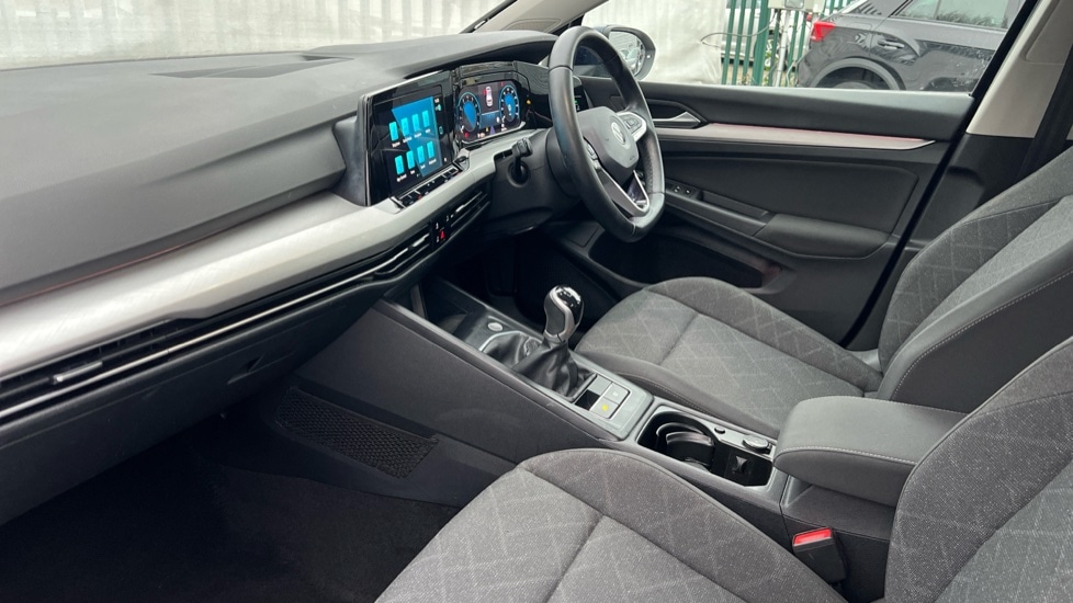 Used Volkswagen Golf 2022 for sale - 77075638: Photo 2