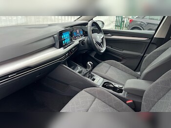 Used Volkswagen Golf 2022 for sale - 77075638: Photo