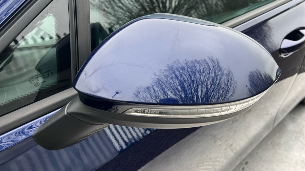 Used Volkswagen Golf 2022 for sale - 77075638: Photo 44