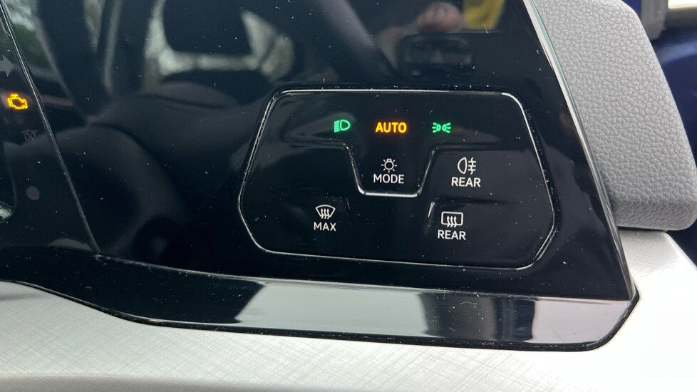 Used Volkswagen Golf 2022 for sale - 77075638: Photo 49