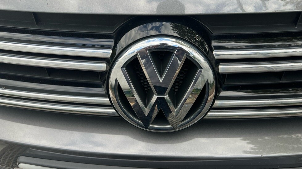 Vehicle 44