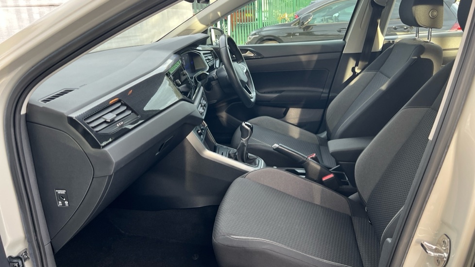 Used Volkswagen Polo 2021 for sale - 76124397: Photo 2