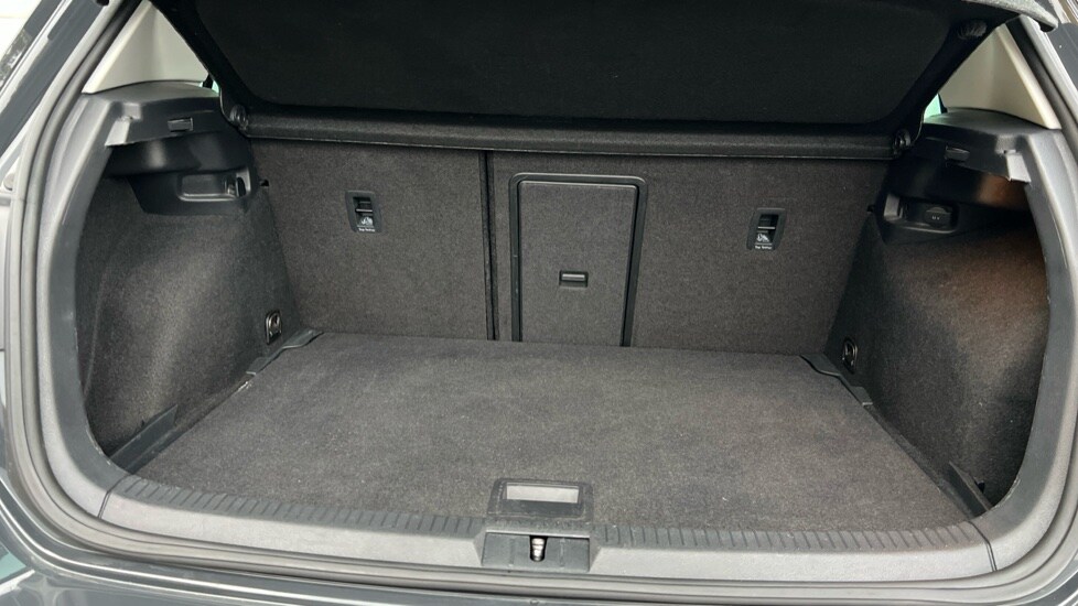 Used Volkswagen Golf 2020 for sale - 76630125: Photo 15