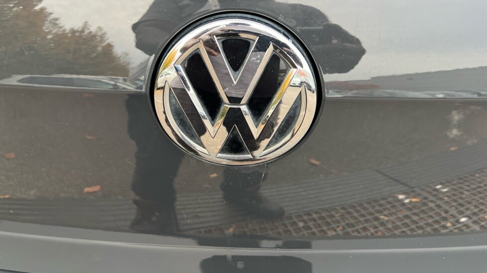 Used Volkswagen Golf 2020 for sale - 76630125: Photo 48