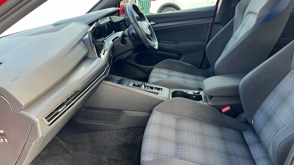 Used Volkswagen Golf 2021 for sale - 77060710: Photo 28