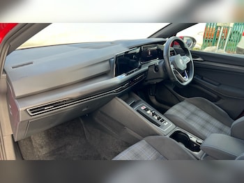 Used Volkswagen Golf 2021 for sale - 77060710: Photo