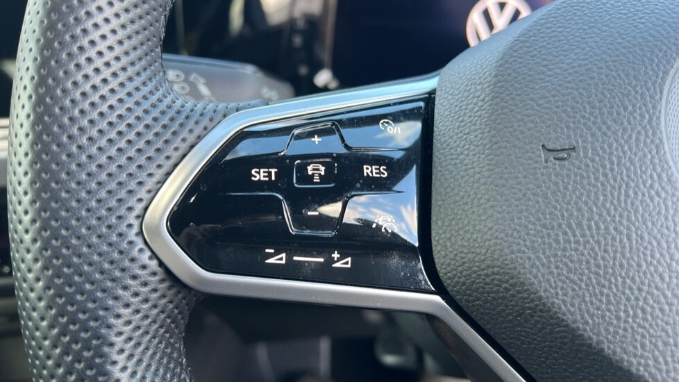 Used Volkswagen Golf 2021 for sale - 77060710: Photo 30