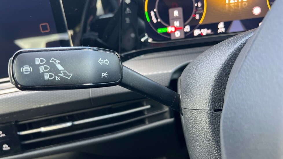 Used Volkswagen Golf 2021 for sale - 77060710: Photo 33