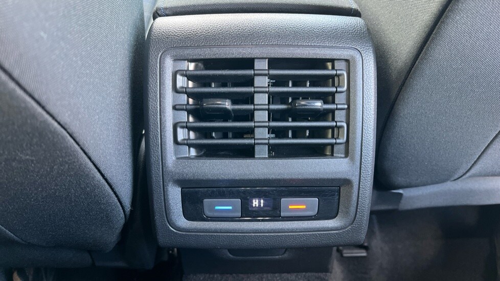 Used Volkswagen Golf 2021 for sale - 77060710: Photo 34