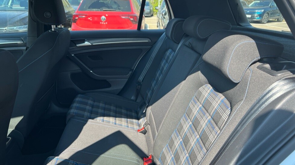 Used Volkswagen Golf 2020 for sale - 76442064: Photo 14