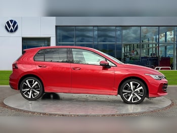 Used Volkswagen Golf 2025 for sale - 76684320: Photo