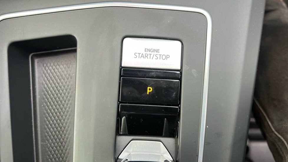 Used Volkswagen Golf 2025 for sale - 76684320: Photo 51