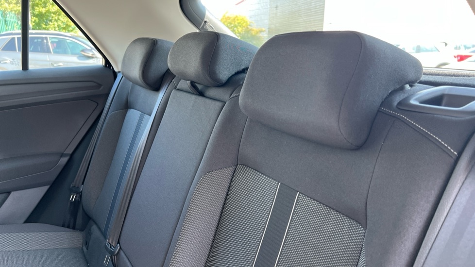 Used Volkswagen T-Roc 2025 for sale - 76868911: Photo 14