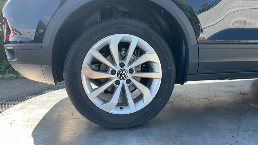 Used Volkswagen T-Roc 2025 for sale - 76868911: Photo 18