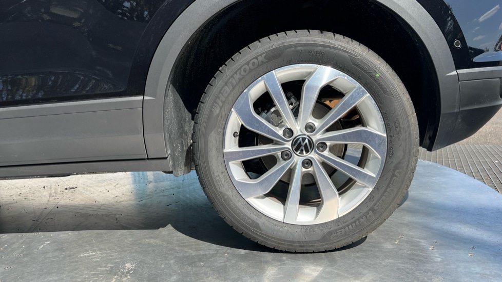 Used Volkswagen T-Roc 2025 for sale - 76868911: Photo 19