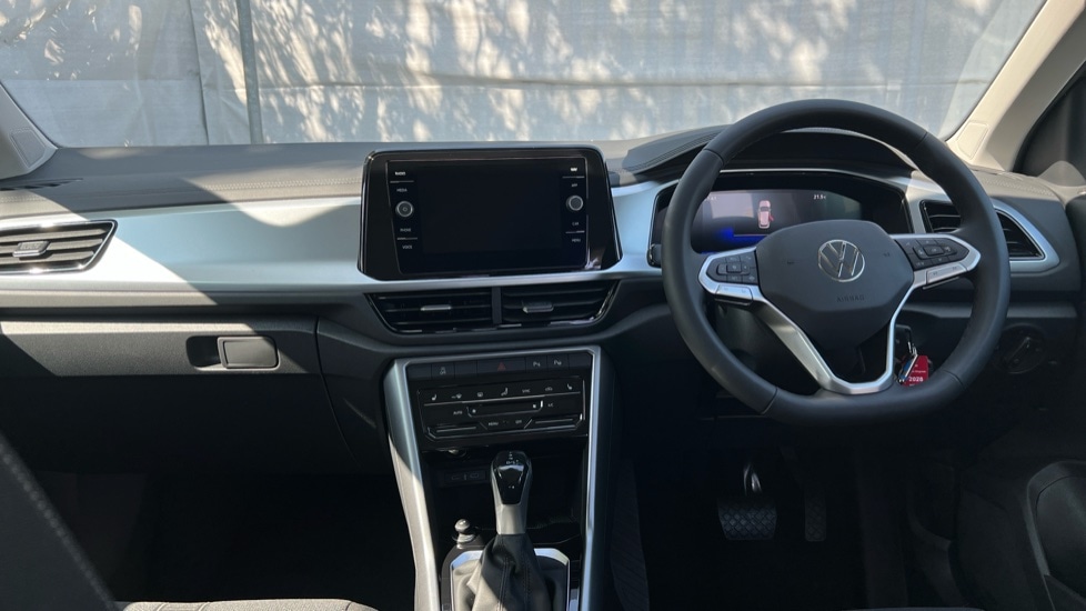 Used Volkswagen T-Roc 2025 for sale - 76868911: Photo 27