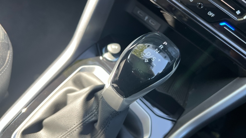 Used Volkswagen T-Roc 2025 for sale - 76868911: Photo 36