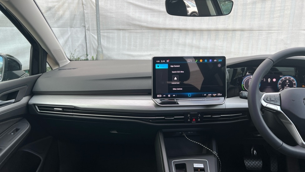 Used Volkswagen Golf 2025 for sale - 76870388: Photo 12